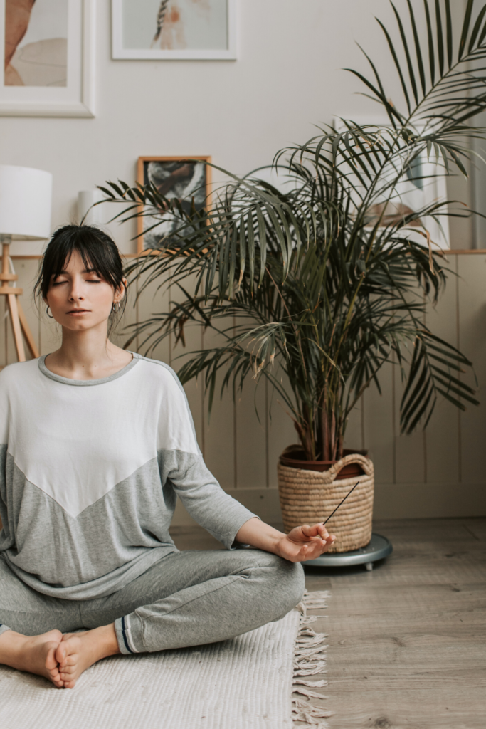 6 Steps To Create A Meditation Space (in a small apartment) - Her New ...