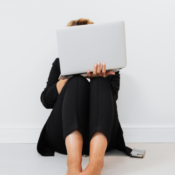 Featured Picture for a blog called: Is 30 too late to start a blogging career?